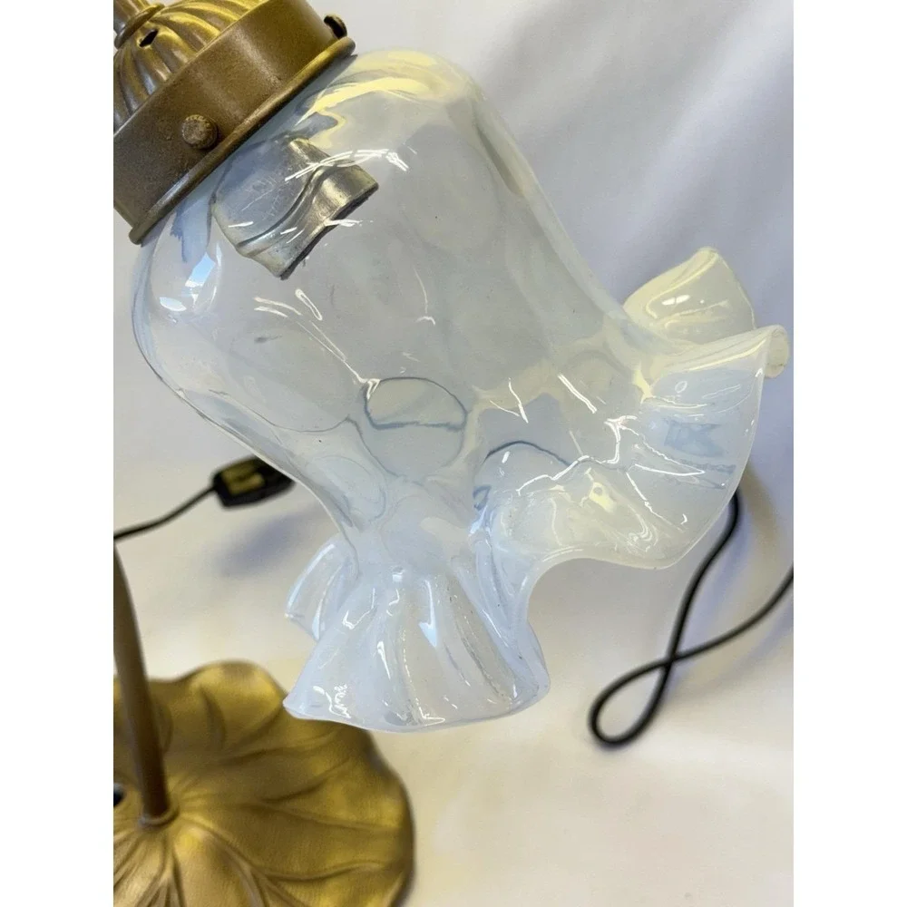 Art Nouveau Brass Style Gooseneck Lily Pad Desk Lamp W/ Fenton Opalescent Shade